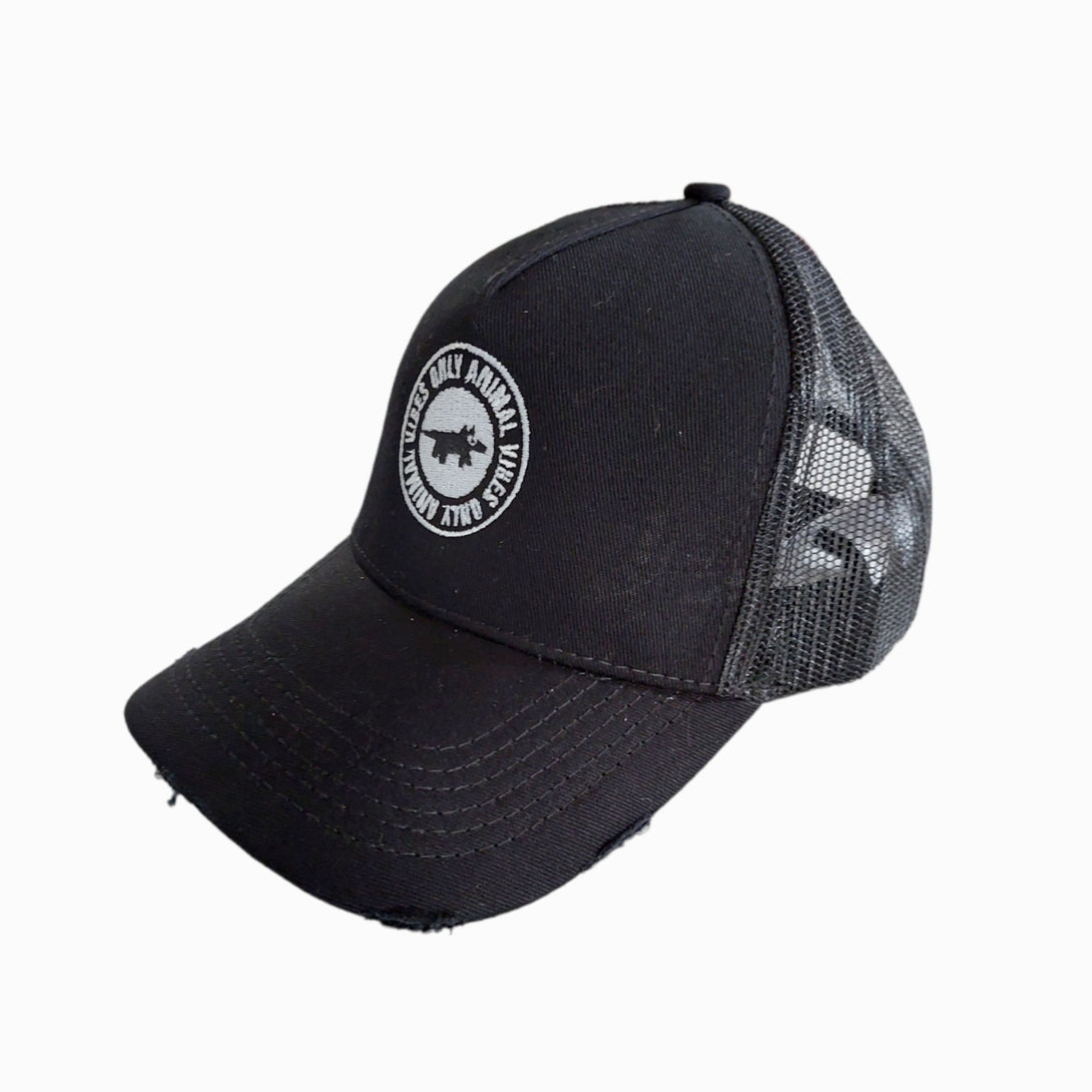 Gorra negra con malla - Animal vibes only