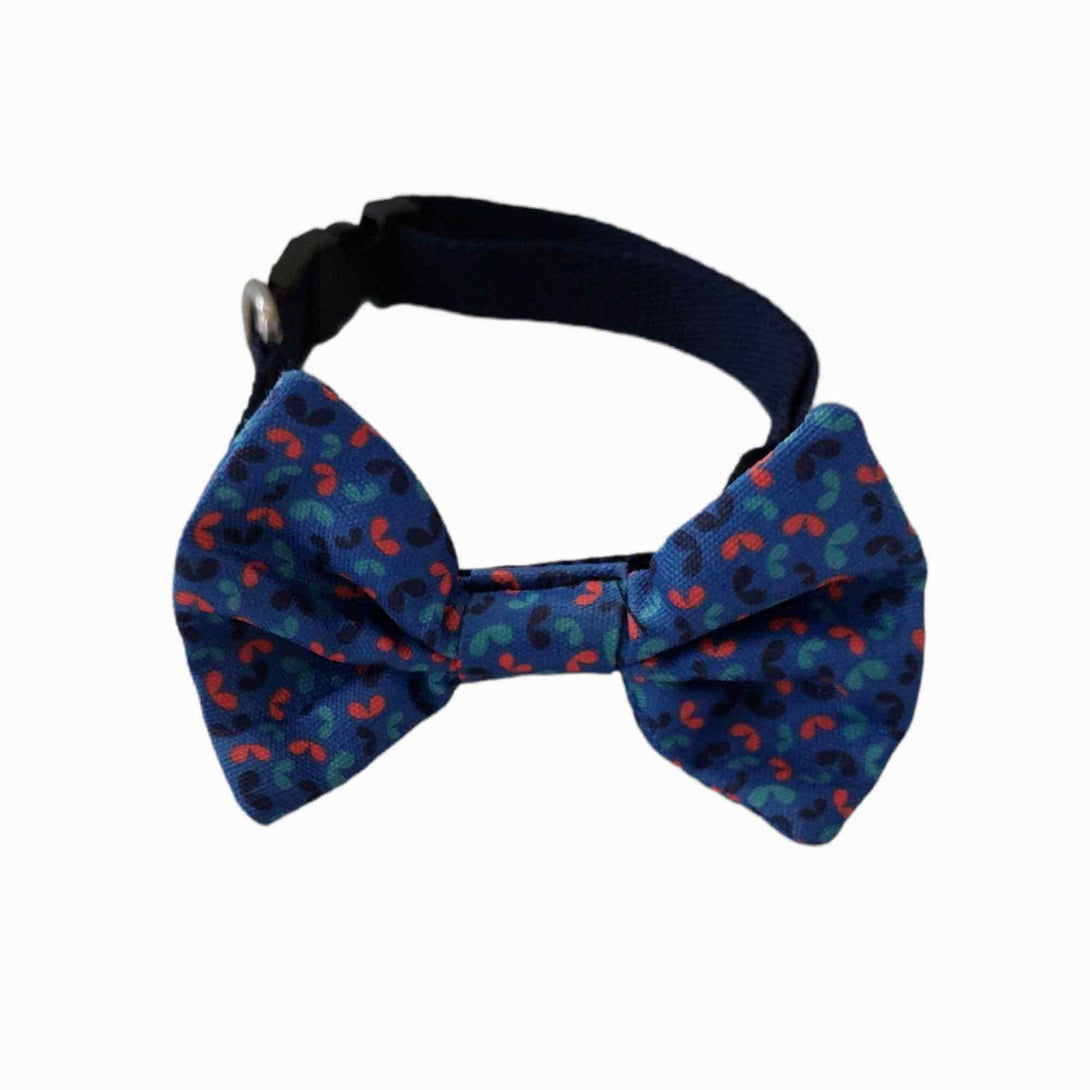 Corbatín para perros estampado corazones