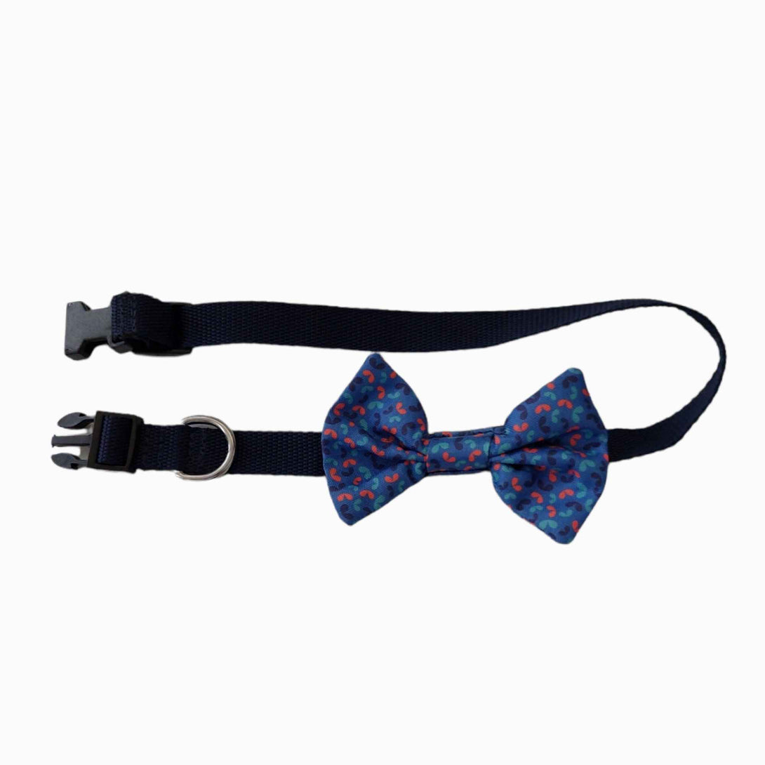 Corbatín para perros estampado corazones